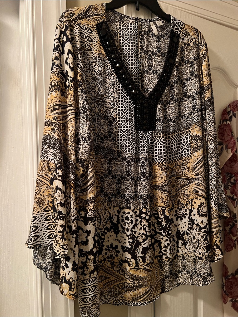 Women's V-Neck Patchwork Tunic in Black and Gold